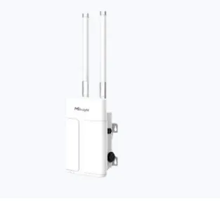 Купить уличный LoRaWAN-шлюз Milesight UG67 — цена версии EU868/US915 с 4G LTE и PoE